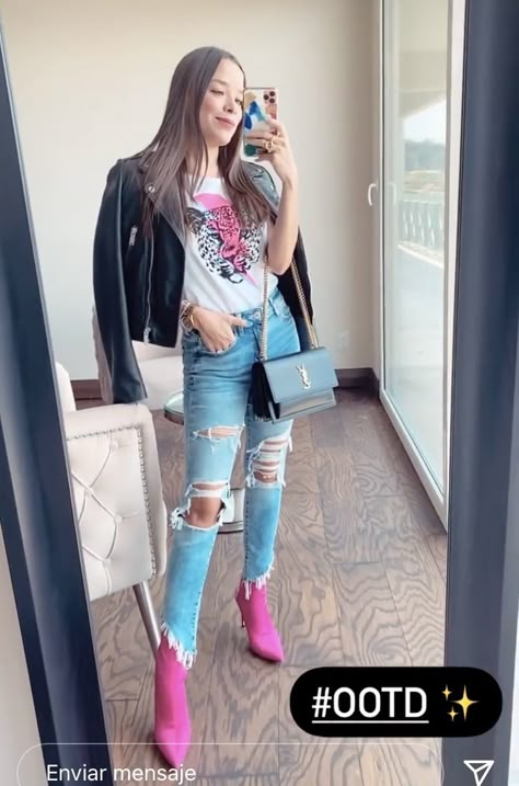 Pink Booties Outfit, Mini Boo, Outfit Botas, Pink Booties, Cowgirl Style Outfits, Booties Outfit, Types Of Jeans, Pink Boots, Baddie Outfits Casual