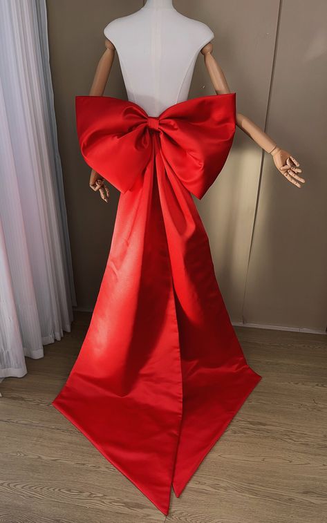 Friends, welcome to my store.             Bow 25" wide, 64" long             Our wedding bows can be customized according to your needs, you can provide the size and different color fabrics, we will make your favorite wedding bow according to the colors you provide.                            All our products are handcrafted using the highest quality fabrics. Red Dress With Bow, Bows Christmas Tree, Bows Dress, Red Bow Dress, Puffy Prom Dresses, Outfits Floral, Ladies Outfits, Dresses Church, Dinner Gown