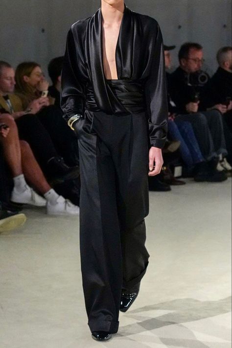 Ysl Menswear 2023, Ysl Menswear, Saint Laurent Fall 2023, Men Couture, Ysl Men, Ysl Style, Ysl Outfit, Demure Outfit, Chic For Men