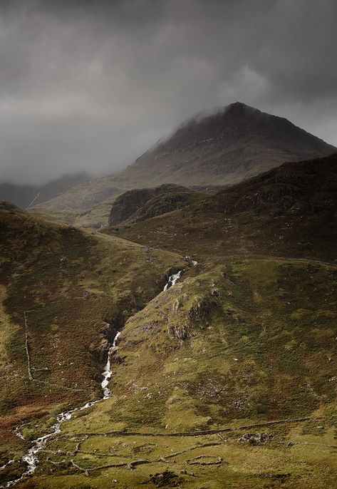 Snowdonia Aesthetic, Wales Aesthetic, Wales Nature, Wales Mountains, Wilderness Aesthetic, Snowdonia Wales, Mountain Rain, Wales Snowdonia, Nature Peace