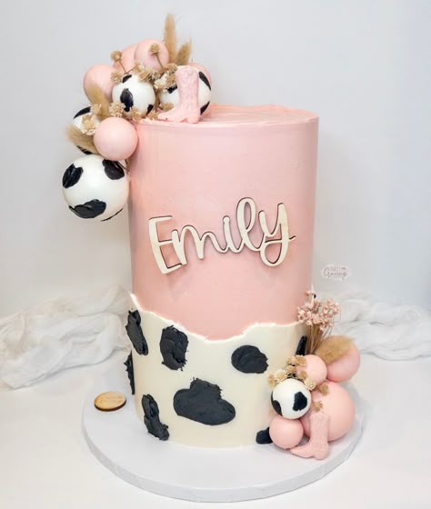 Smash Cake Cowgirl, Cowgirl Cupcake Cake, Cow Number Cake, Cowgirl 1st Birthday Cake, Rodeo Smash Cake Girl, Cowgirl First Birthday Cake, My 1st Rodeo Birthday Cake, My First Rodeo Cake Girl, First Rodeo Birthday Party Girl Cake