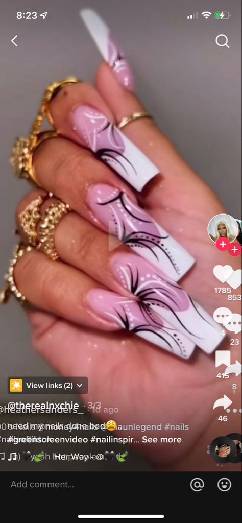 White French tip nails with black and white line and dot designs in a 90s/y2k style Freaknik Aesthetic Nails, Early 2000 Nails Designs, 90s Line Art Nails, Old School Design Nails, 90s Early 2000s Nails, 1990s Nails The 90s, Early 2000s Acrylic Nail Designs, 200s Nail Art, Old School Acrylic Nails