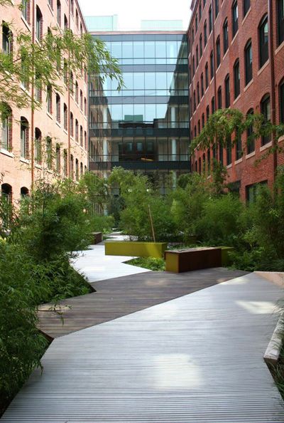 Court Square Press Courtyard, Boston, Massachusetts Landworks Studio, Inc., Salem, Massachusetts Shop Architects, Pocket Park, Cube Design, Urban Spaces, Contemporary Landscape, Design Lab, Urban Planning, Landscape Architect, Architecture Project