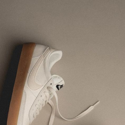 Asphaltgold GmbH on Instagram: "A new colorway of the 1979 silhouette is out now - with mixed materials like soft suede and smooth leather.⁣ ⁣ Nike Wmns Killshot 2⁣ EU 36 – 47.5 / 95€⁣⁣ ⁣⁣ Link in bio.⁣⁣ #asphaltgold #nike #nikekillshot @nike"