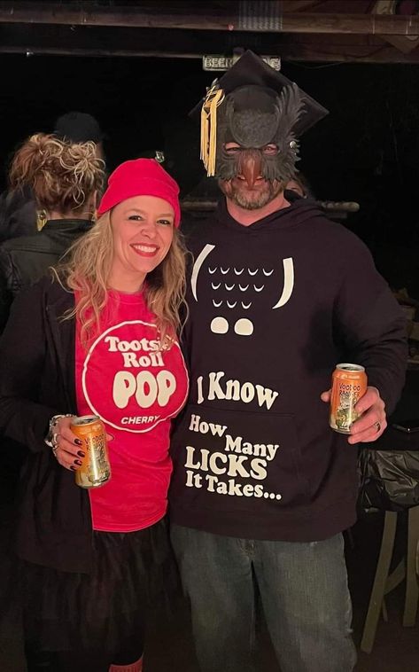 Tootsie Pop Costume, Adult Pumpkin Costume, Couples Halloween Costumes Creative, Halloween Party Prizes, Clever Couples Halloween Costumes, Couples Costumes Creative, Halloween Costumes Diy Couples, Fun Halloween Party Games, Themed Halloween Costumes