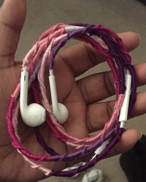 My embroidered headphones. 😁 Headphone Wire Wrap, Wired Headphones Decorate, Diy Headphones Decoration, Charger Wrap Ideas, Wrapped Headphones, Headphones Decoration, Charger Wrap, Earphones Wrap, Diy Embroidery Hoop Stand