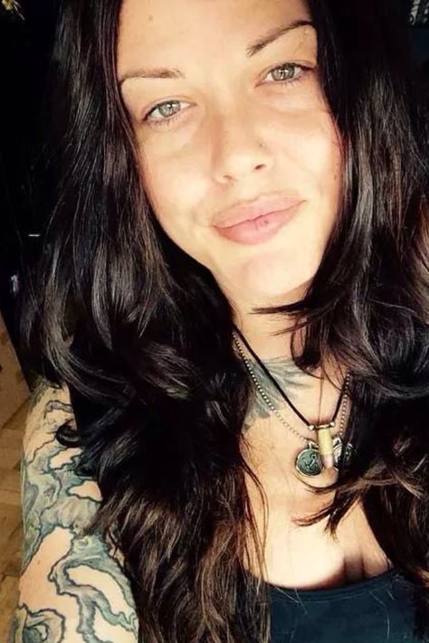 Mia Tyler Mia Tyler, Beautiful People, Quick Saves