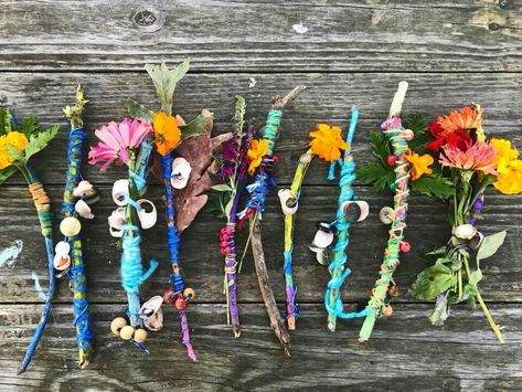 Diy Garden Fairy, Garden Fairy Wands, Nature Party, Fairy Tea Parties, Diy Wand, Art Birthday Party, Fairy Crafts, Fairy Wands, Garden Fairy