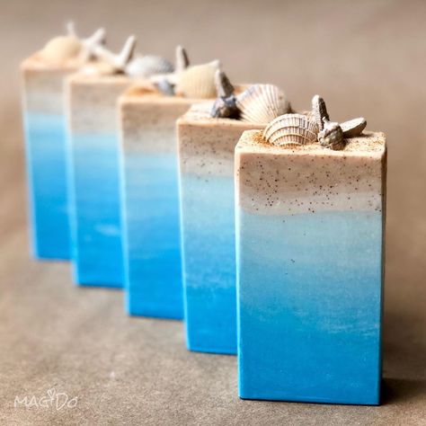 Artisan Soap Design, Ocean Soap, Soap Design Ideas, Cold Process Soap Designs, Beach Soap, Easy Soap Recipes, Dessert Soap, Bath Salts Diy, Ocean Shore