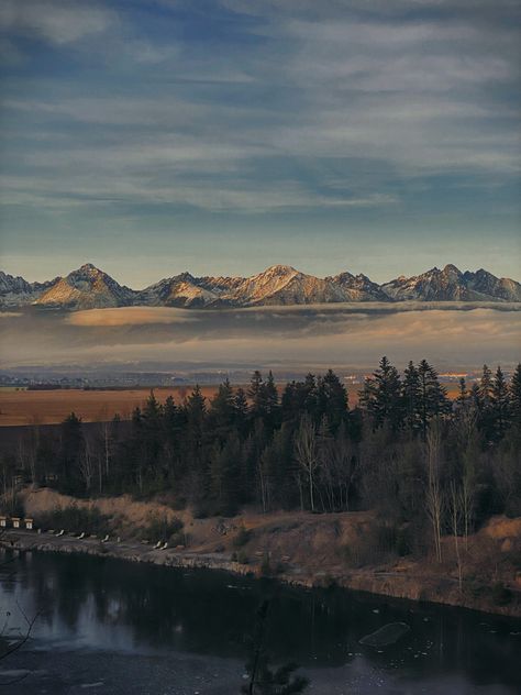 #tatry #mountains #winter #snow #nature #poprad #slovakia #walk #newyear #aesthetic #lake #2023 #sky Poprad Slovakia, Slovakia Aesthetic, Newyear Aesthetic, High Tatras, Aesthetic Lake, Snow Nature, Vision Boards, 2025 Vision, Travel Europe