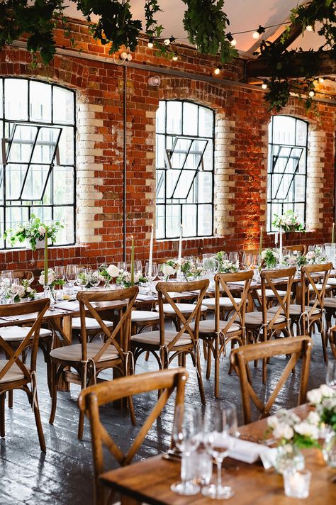 Wedding With Brick Walls, Old Brick Wedding Venues, Wedding Decor Brick Wall, Brick Wedding Venue Decor, Exposed Brick Wedding, Industrial Brick Wall, Wedding Venue Industrial, Brick Wedding Venue, Wedding Warehouse