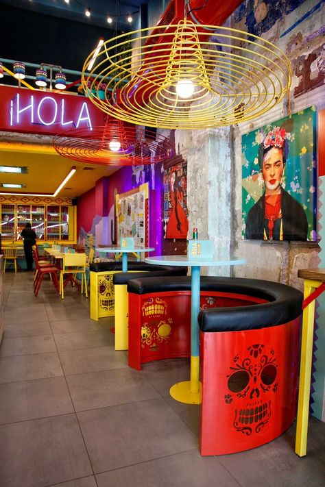 Mexican Cafe Design, Mexican Cafe Interior, Mexican Restaurant Design Interiors, Vintage Rustic Bedroom, Taqueria Design, Cantina Decor, Modern Mexican Restaurant, Mexican Cafe, Mexican Restaurant Design