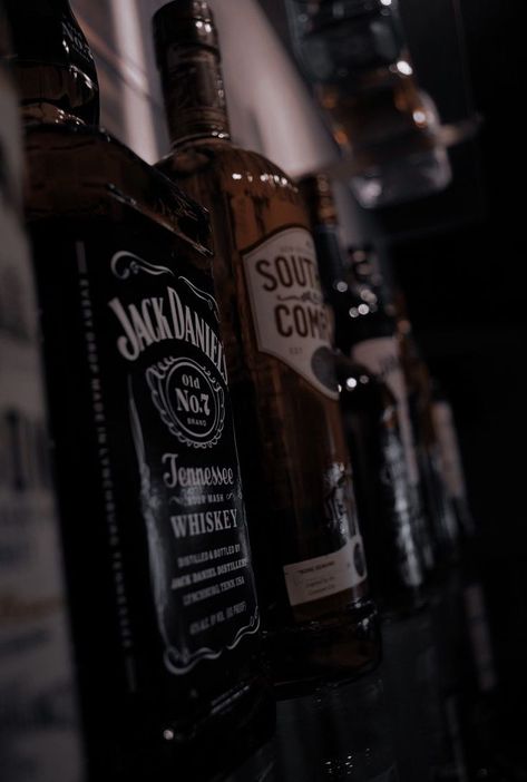 Jack Daniel Aesthetic, Alcohol Aesthetic, Addicted To You, Jack Daniel, Tennessee Whiskey, Kim Seungmin, Blackest Knight, Jack Daniels, Jack Daniels Whiskey Bottle