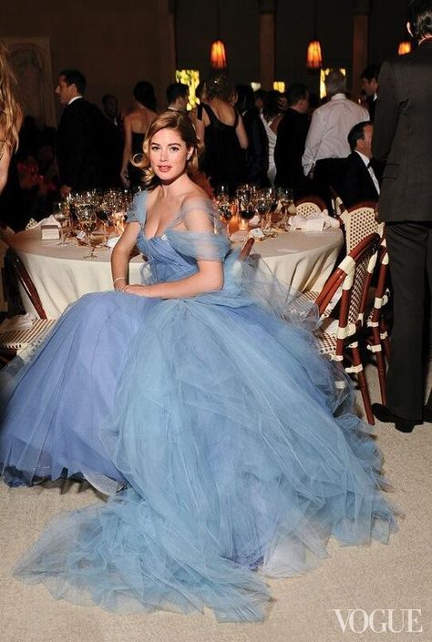 cinderella gown Best Met Gala Looks, Wedding Colors Blue, Doutzen Kroes, Blue Tulle, Blue Gown, Costume Institute, Looks Street Style, Zac Posen, Gorgeous Gowns