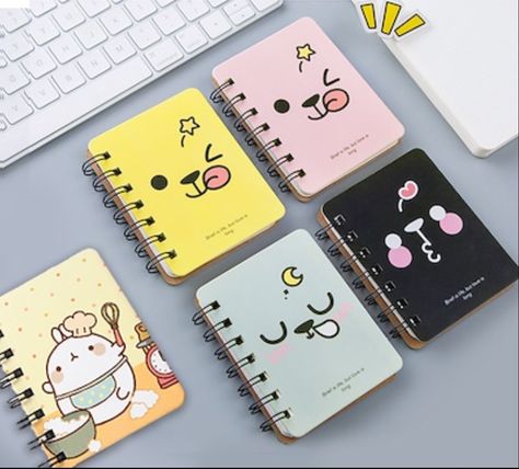 Mini Notebook Ideas, Kawaii Stationery Notebooks, Kawaii Notepad, Diy Notebook Cover, Kawaii Notebook, Hanging Craft Ideas, Notebook Cute, Sticker Design Inspiration, Cute School Stationary