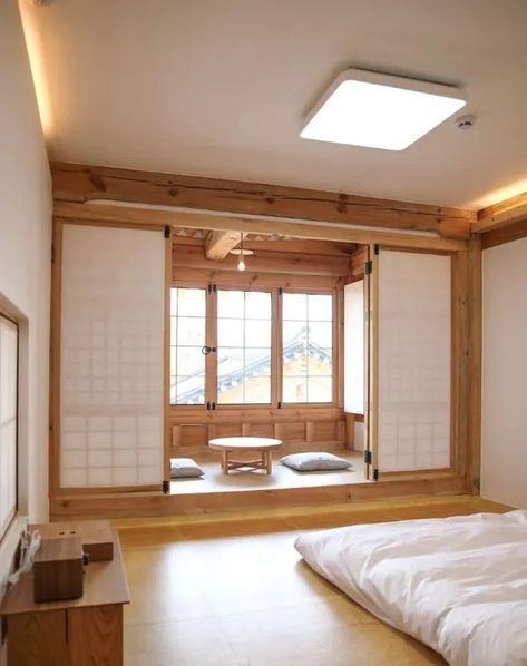 Japanese Homes Interior, Japanese Home Ideas, Japanese Home Interior Traditional, Japanese Styled Home, Japanese Style House Interior, Interior Design Japanese Style, Japanese Bathroom Design Small Spaces, Hanok Interior, Japan House Interior