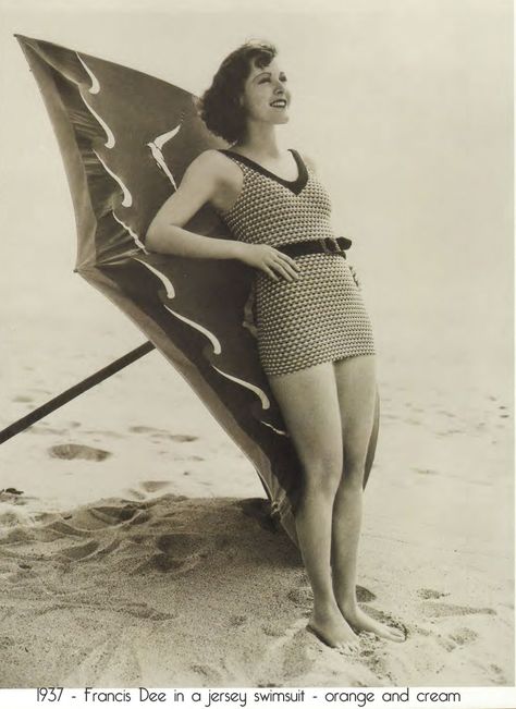 Mid-to-late-1930s-womens-suits – 1930s Fashion Sourcebook 1930s Fashion Women, Bathing Costumes, Knitted Swimsuit, Orange Swimsuit, 30s Fashion, Vintage Swimsuit, Classic Actresses, Vintage Swimwear, Vintage Swimsuits