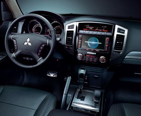 Mitsubishi Montero (interior) Mitsubishi Shogun, Mitsubishi Cars, Car Concept, Montero Sport, Pajero Sport, Mitsubishi Pajero, Prayer Board, Amazing Cars, Super Cars