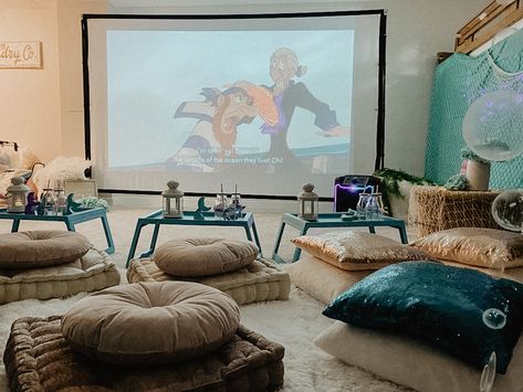 Indoor Movie Night Kids, Kids Movie Night Ideas Indoor, Movie Night Ideas Indoor, Indoor Movie Night Party, Indoor Birthday Party Ideas, Movie Night Seating, Kids Movie Party, Indoor Movie Night, Birthday Movie Night