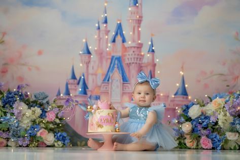 Step into a fairytale with the Magical Castle photo backdrop. It's perfect for princess themed portraits! See more cake smash backdrops at www.hsdbackdrops.com Photo by @littleportraitstudio . . . . . #cakesmash #cakesmashideas #cakesmashshoot #cakesmashsession #cakesmashphotoshoot #cakesmashphotography #cakesmashprops #cakesmashgirl #cutebaby #photographybackdrops #princesscarriage Cinderella Photography, Pastel Cake Smash, 1st Birthday Princess, Cake Photoshoot, Baby Photography Backdrop, Castle Backdrop, Castle Photo, Magical Castle, Cake Smash Props