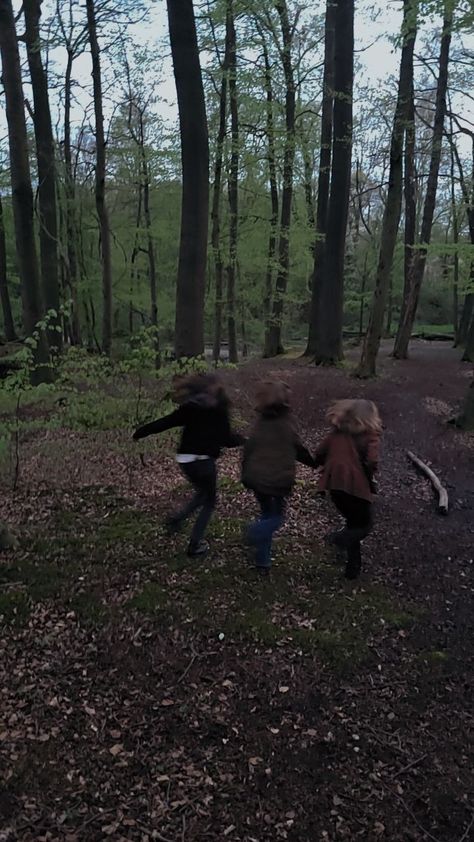 Woods Friends Aesthetic, People In The Woods Aesthetic, Imaginary Friend Aesthetic Dark, Exploring Forest Aesthetic, Fall Woods Aesthetic, Running Through The Woods Aesthetic, Imaginary Friend Aesthetic, Friends In The Woods, Trio Photoshoot