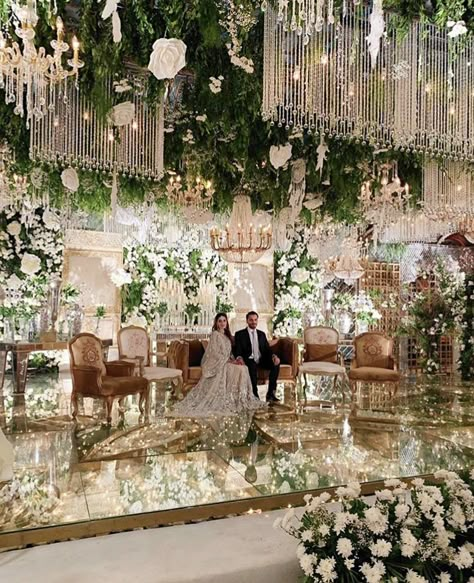 Wedding Decor Banquet Hall, Walima Decor, Floral Backdrop Wedding, Shaadi Decor, Neutral Wedding Decor, Pakistani Wedding Decor, Reception Stage, Jeans Wedding, Reception Stage Decor