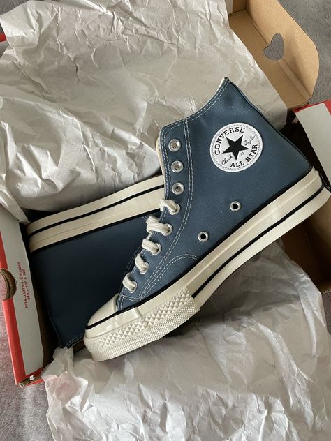 Converse Bleu, Zapatillas All Star, Cute Converse Shoes, Converse Aesthetic, Cute Converse, Dr Shoes, Blue Converse, Outfits With Converse, Aesthetic Blue