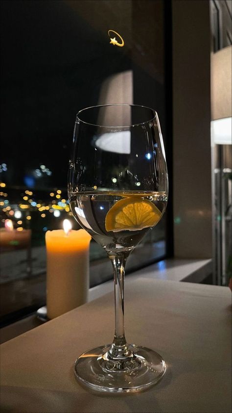 Water In Wine Glass Aesthetic, Water With Lemon, Water Lemon, Dreamy Artwork, First Youtube Video Ideas, Alcohol Aesthetic, Instagram Inspiration Posts, Cocktail Drinks Recipes, Pretty Drinks