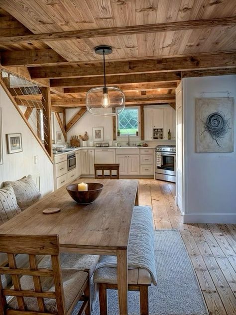 Long Table In Kitchen, Cozy Rustic Home Aesthetic, House Wooden Interior, German Houses Interior, Cottage House Interior, Ivy House, Old Cottage, Barn Style House, House Inside