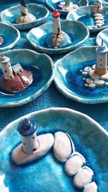 Beginner Pottery, Pottery Houses, Kids Pottery, Pottery Handbuilding, Slab Pottery, Hand Built Pottery, Pottery Crafts, Diy Pottery, Ceramics Projects