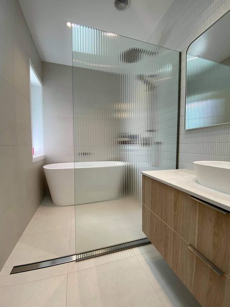 Fluted Glass Shower Screen, City Bathroom, Glass Shower Screen, City Bathrooms, Bathroom Shower Doors, Shower Privacy, Bathroom Interior Design Modern, Shower Screens, Small Bathroom Renovations