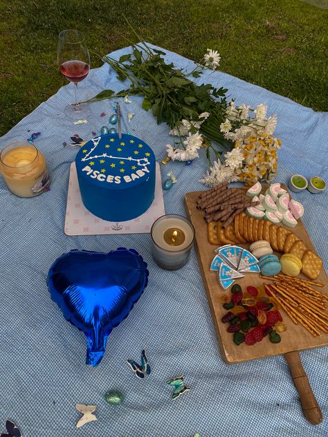 #zodiac Pisces Birthday Cake Ideas, Pisces Birthday Ideas, Pisces Birthday Aesthetic, Pisces Birthday Cake, Aesthetic Picnic Ideas, Pisces Queen, 23 Birthday Cake, Bday Vibes, Birthday Cake Aesthetic