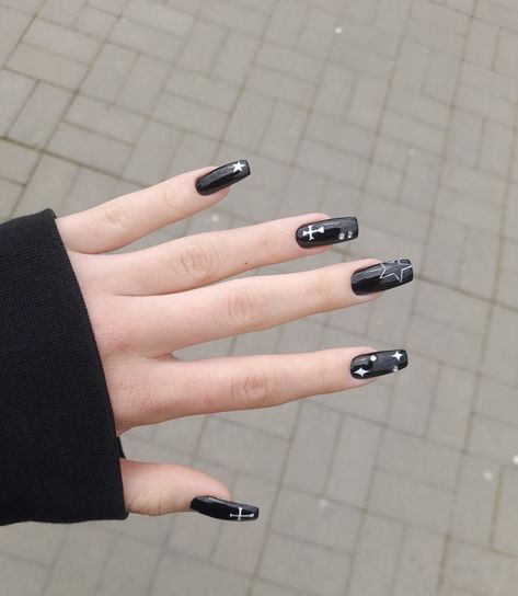 Grungy Acrylic Nails, Square Grunge Nails, Black Nail Inspo Grunge, Easy Grunge Nails, Black Prom Nails Acrylic Classy, Black Square Nail Designs, Gothic Nails Square, Nails Inspiration Grunge, Simple Black Acrylic Nails