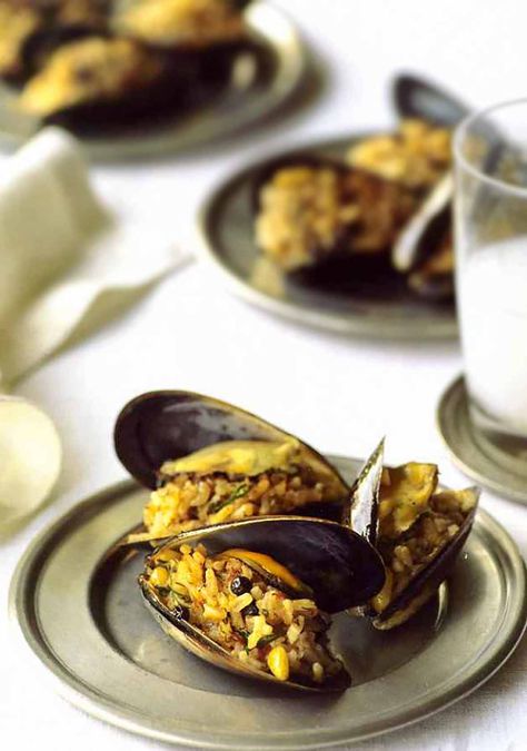 Stuffed Mussels Stuffed Mussels Recipe, Stuffed Mussels, Mussels And Rice Recipe, Stuffed Mussels Turkish, Spicy Mussels Recipe, Mussels Marinara, Steamed Mussels Recipe Garlic, Mussels Pasta, Baked Mussels