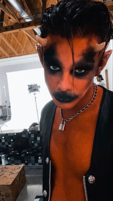 Devil Makeup Men, Devil Makeup Halloween, Bday Makeup, Devil Makeup, Halloween Fits, Devil Halloween, Dominic Harrison, Noot Noot, Halloween Couple