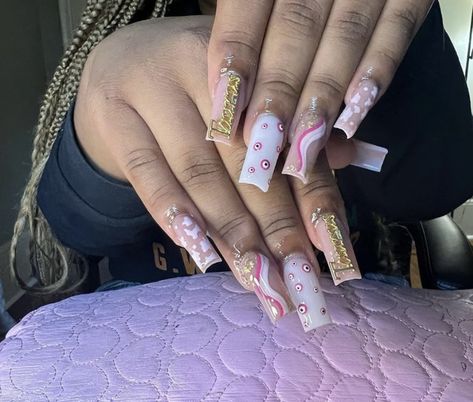 #taurus #taurusnails #pink #pinknails #birthdaynails #nolanailtech #nailtech #tipdbytutts #acrylicnails #longacrylicnails #shortacrylicnails #nails #nailshop #selfcare #squarenails #nailinspo #nailideas Taurus Nails Birthday, Taurus Nails Designs Acrylic Birthday, Taurus Nails Designs Acrylic, Nails Acrylic Birthday Set, Nails Acrylic Birthday, Taurus Birthday Nails, Taurus Nails Designs, Birthday Acrylic Nails, Taurus Nails