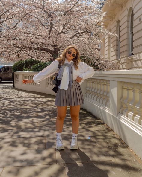 Preppy Midsize Fashion, Mid Size Preppy Outfits, Mid Size Petite Outfits, Mid Size Petite Fashion, Midsize Preppy Outfits, Petite Girl Outfits Aesthetic, Petite Midsize Outfits, Mid Size Skirt Outfit, Chubby Petite Outfits