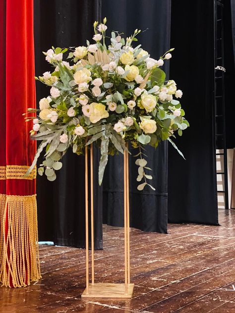 Flower Stand Arrangement, Botanical Wedding Theme, Eucalyptus Wedding Decor, Tall Floral Arrangements, Church Wedding Flowers, Corporate Events Decoration, Altar Flowers, Church Wedding Decorations, Flower Bouquet Diy