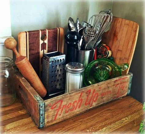 Coke Crate Ideas, Crate Decor, Vintage Kitchen Utensils, Countertop Organizer, Antique Kitchen, Vintage Kitchen Decor, Kitchen Redo, Wooden Crates, Farmhouse Kitchen Decor