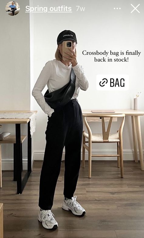 October Esthetics, Nina Lea Caine, Cos Bag Outfit, Cos Crossbody Bag, Cos Bag, Bum Bag Outfit, Minimal Clothes, Capsule Wardrobe Casual, Wide Leg Pants Outfit