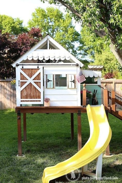 adorable_cottage_playhouse Handmade Hideaway, Diy Playhouse Plans, Kids Playhouse Plans, Garden Escape, Playhouse Plans, Diy Playhouse, Backyard Playhouse, Build A Playhouse, Playhouse Outdoor