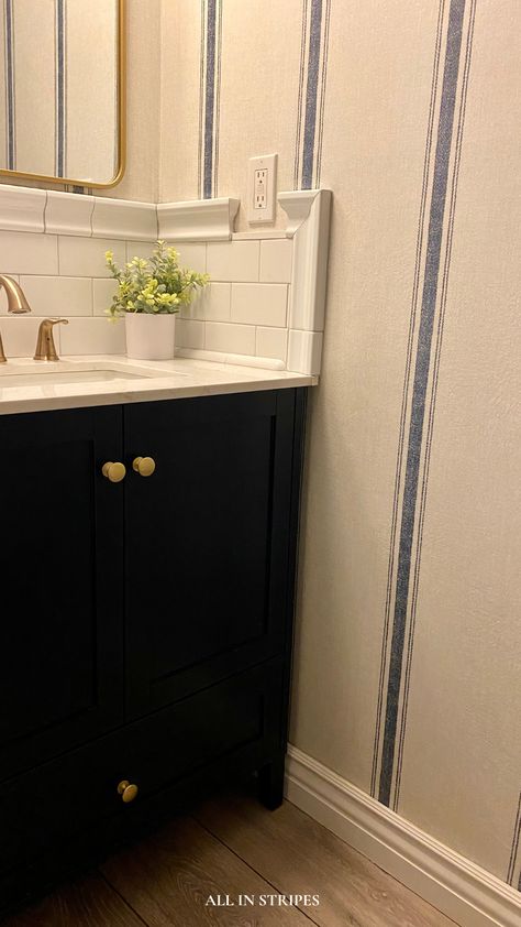 Striped Bathroom Wallpaper Navy Blue Bathroom Ideas, Coastal Powder Room, Modern Coastal Bathroom, Blue Bathroom Ideas, Navy Blue Bathroom, Striped Bathroom, Coastal Bathroom, Powder Room Makeover, Classic Coastal