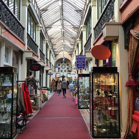 Always love a good rummage in the Clifton Arcade in Clifton Village #Bristol - it's like an Aladdin's cave of jewellery, vintage, artistic finds and gifts from around the world Clifton Village, Dubai Skyscraper, Bristol City, Bristol Uk, Jewellery Vintage, Structure Architecture, The Perfect Day, Park Homes, England Uk