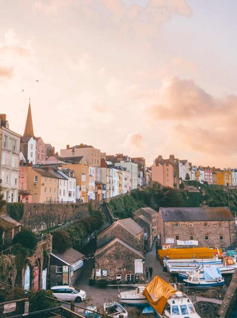 Tenby - the most beautiful town in Wales. Beautiful cities in Britain. Best beaches in Wales Tenby Aesthetic, Seaside Architecture, Europe Life, Pembroke Castle, Sisters Trip, Uk Beach, Manifesting 2024, Pembrokeshire Coast, Wales Travel