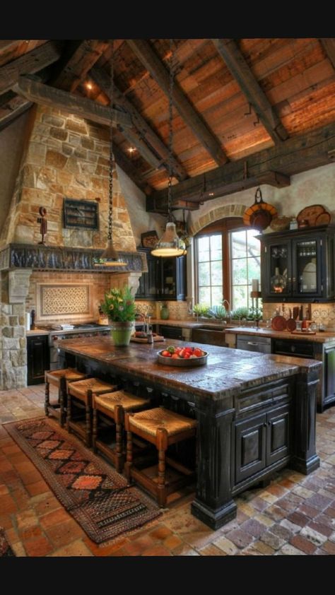 Kitchen Ideas Ranch Style, Castle Inspired Kitchen, House Interior Rustic, Big Kitchens, Castle Kitchen, Transformers Jazz, Dapur Rustic, Tuscan Kitchen Design, Castle Kitchens