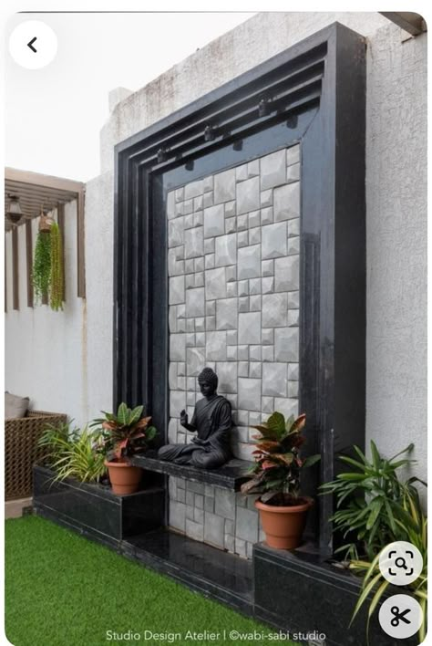 Buddha Altar, Buddha Wall Decor, Outdoor Alfresco, Basement Ideas Bedroom, Compound Wall Design, Wall Hanging Decorations, Garden Wall Designs, Buddha Garden, Zen Garden Design