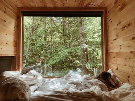 Getaway House Photoshoot, Forest Glamping, Getaway Cabin, Getaway House, Cabin Trip, Cabin Aesthetic, Twenty Twenty, Time Alone, Country House Interior