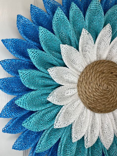 Blue Wreath Ideas, Poly Burlap Flower Wreath, White Flower Wreath, Poly Mesh Wreath, Blue Flower Wreath, Ribbon Wreath Diy, Mesh Flowers, Everyday Home Decor, Ribbon Wreaths