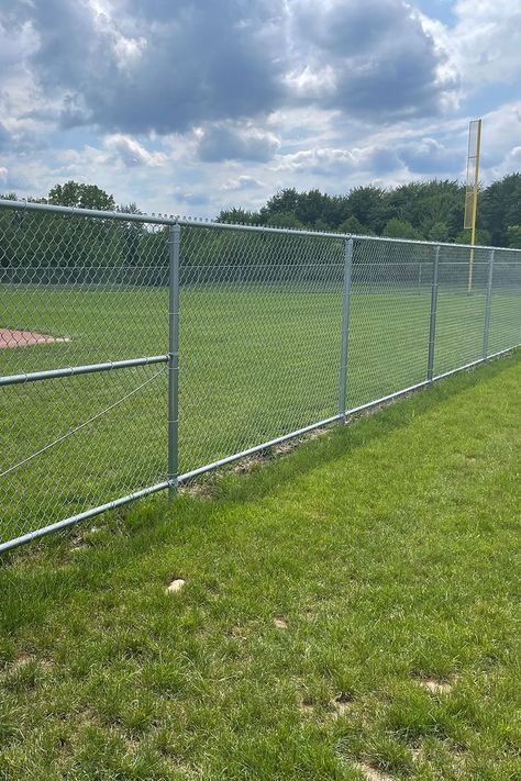 chain link mesh Chain Link Fence Ideas, Privacy Slats, Commercial Fence, Fence Mesh, Chain Link Fencing, Fence Wall Design, Fence Options, Award Ribbons, Gabion Wall