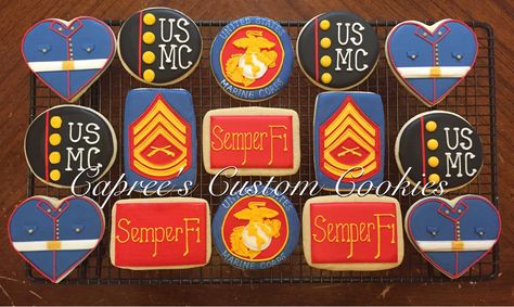 Custom USMC cookies for my brother's going away party. Semper Fi, Dress Blues, Gunnery Sergeant, Eagle, Globe, and Anchor. Decorated with royal icing. Marine Corps Retirement Party Ideas, Us Navy Cookies Decorated, Us Navy Retirement Cookies, Usmc Cookies, Usmc Cake, Marine Retirement, Navy Cakes Ideas Military, Usmc Retirement, Marine Corps Birthday